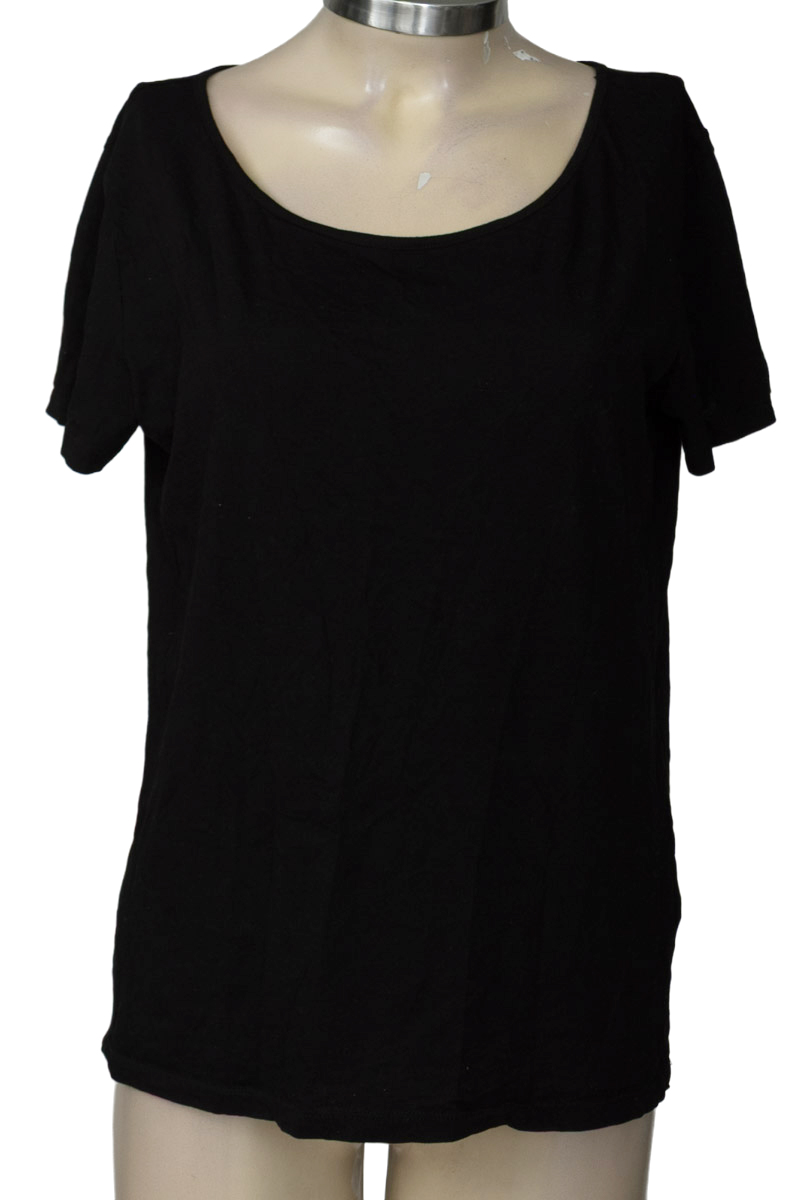 Blusa color Negro - Closeando