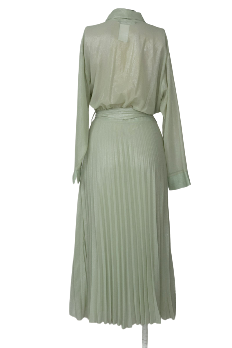 Vestido / Enterizo color Verde - Zara