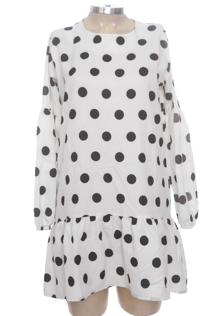 Vestido / Enterizo color Blanco - Fiory