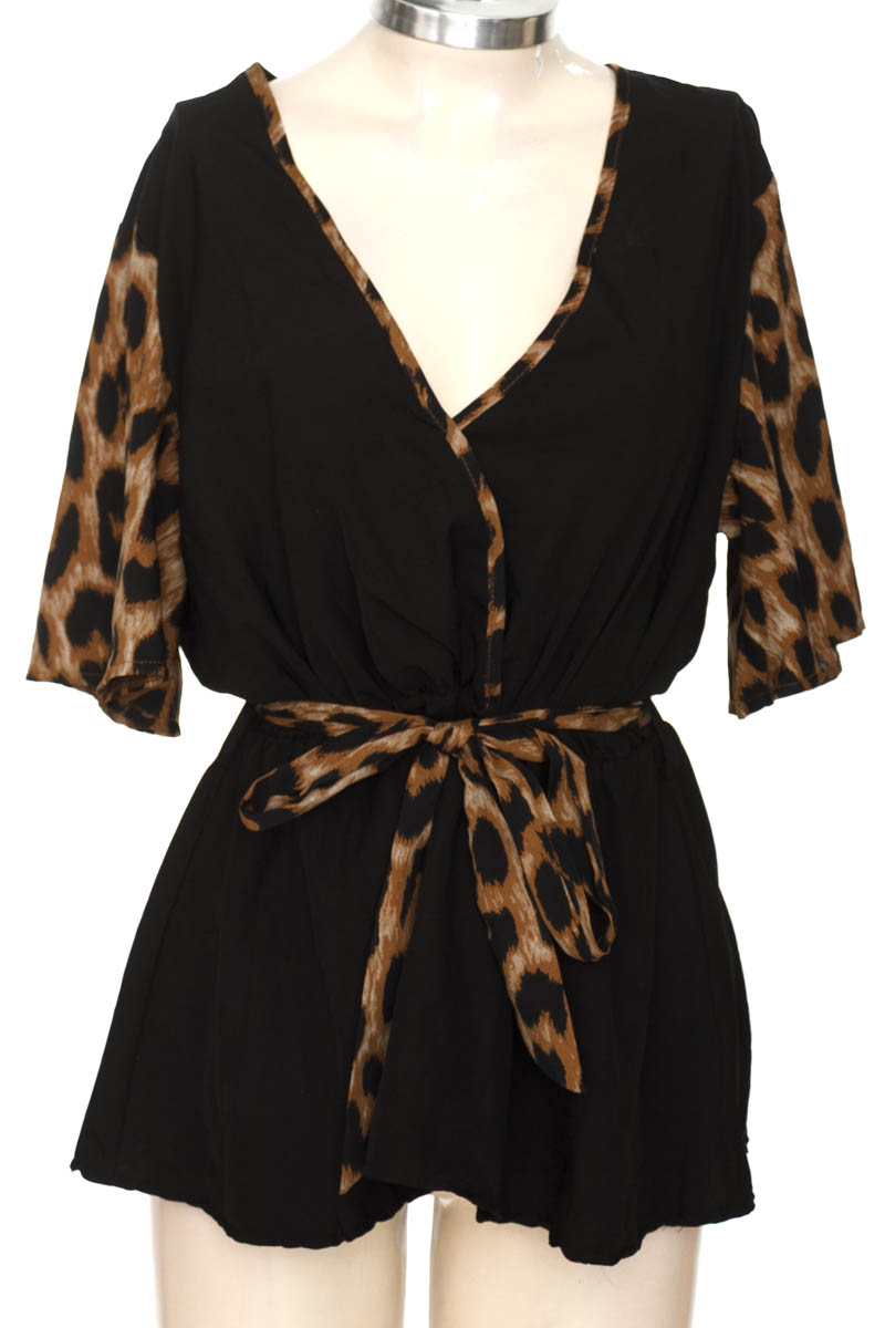 Blusa color Negro - Bonita