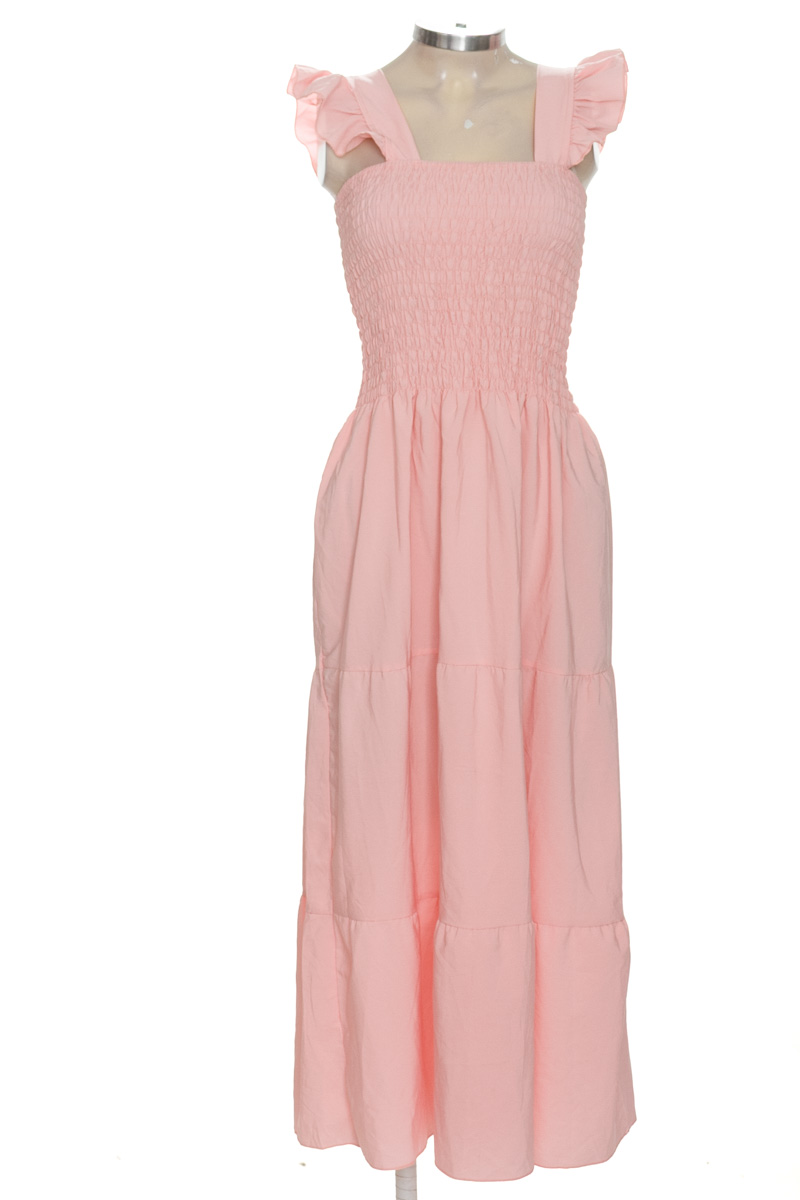 Vestido / Enterizo color Rosado - Closeando