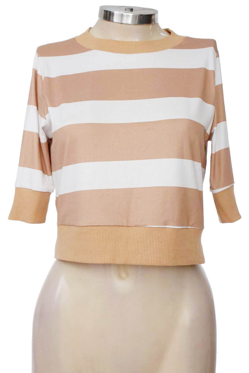 Top / Camiseta color Beige - Loguin