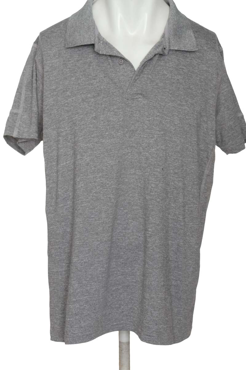 Polo color Gris - Closeando