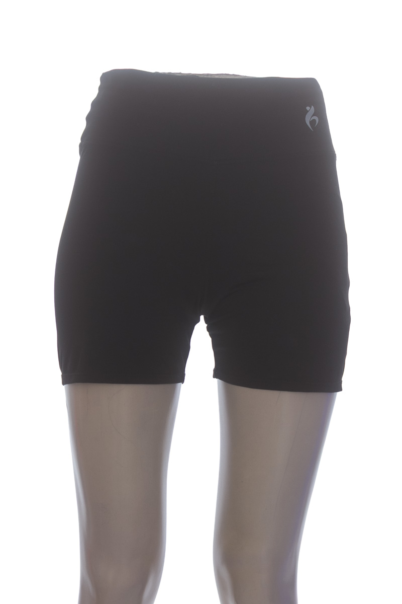 Ropa Deportiva / Salida de Baño color Negro - Closeando