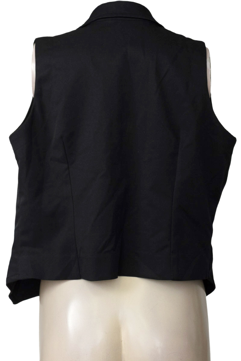 Chaqueta / Abrigo color Negro - Closeando