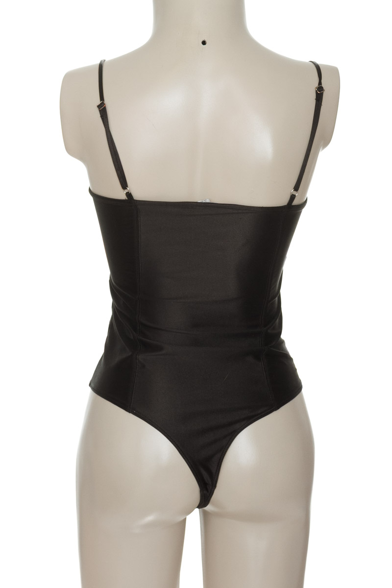 Top / Camiseta color Negro - H&M