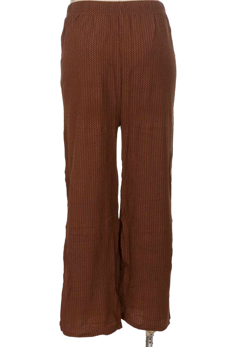 Pantalones color Café - Closeando