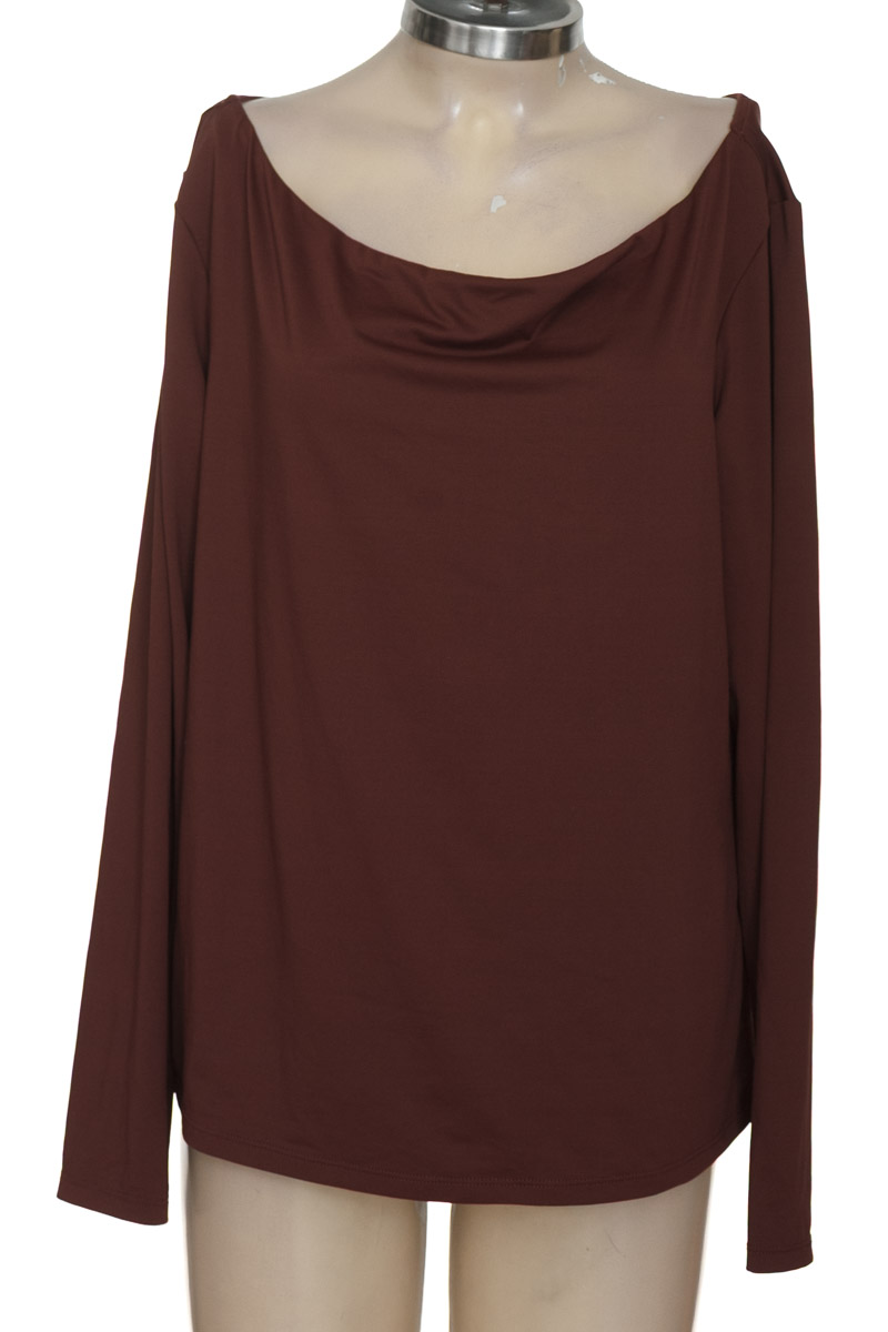 Top / Camiseta color Café - Closeando
