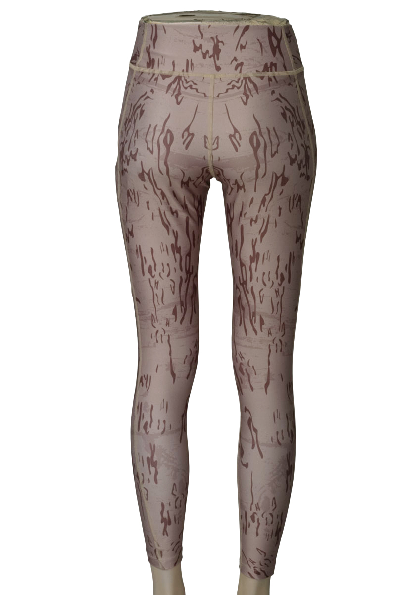 Ropa Deportiva / Salida de Baño color Beige - Closeando