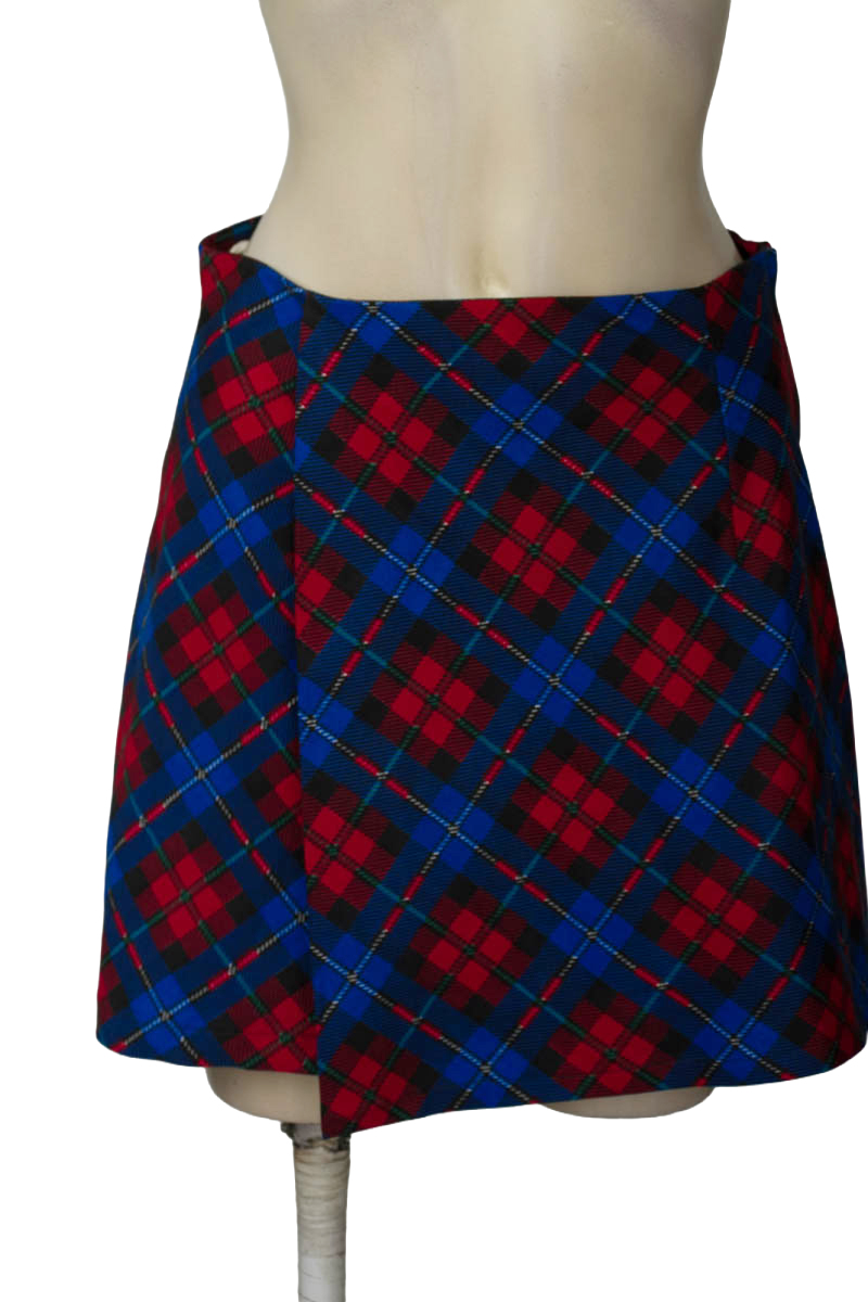 Falda color Azul - Closeando
