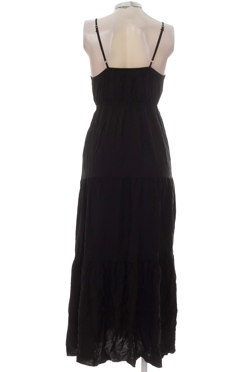 Vestido / Enterizo color Negro - Closeando