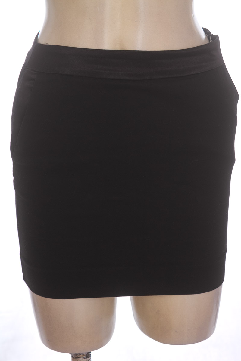 Falda color Negro - NAF NAF