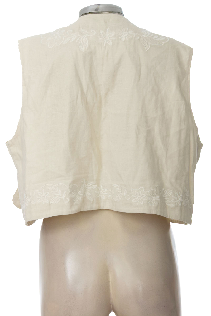 Blusa color Beige - Basement