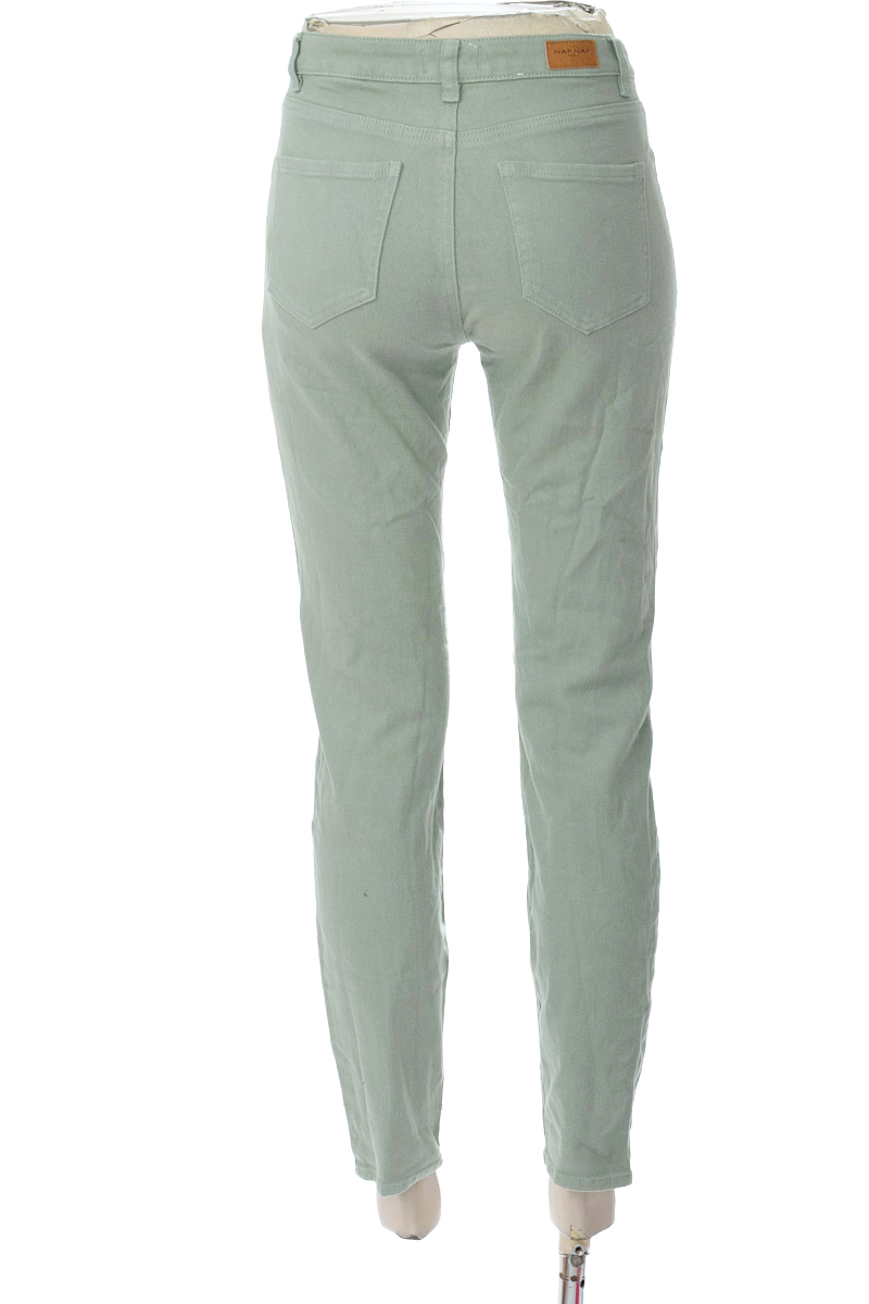 Pantalones color Verde - NAF NAF
