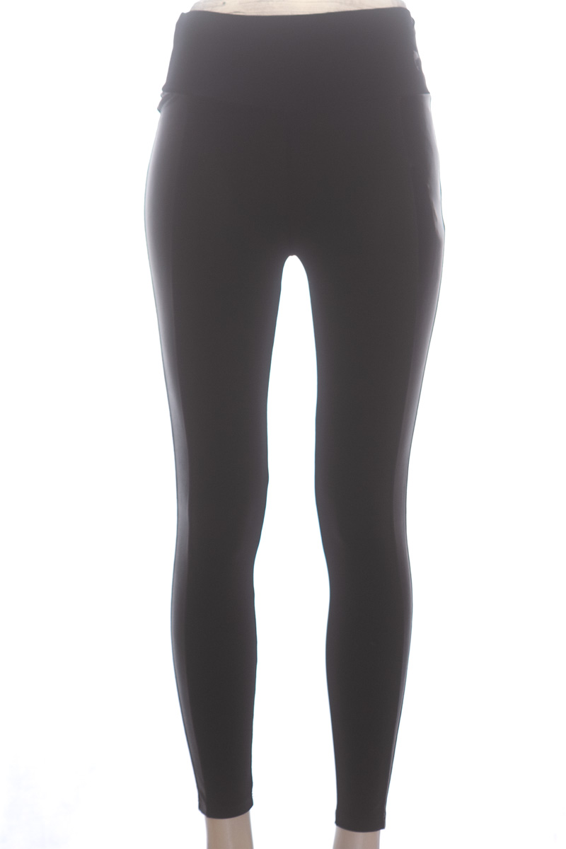 Pantalones color Negro - Dolpfit