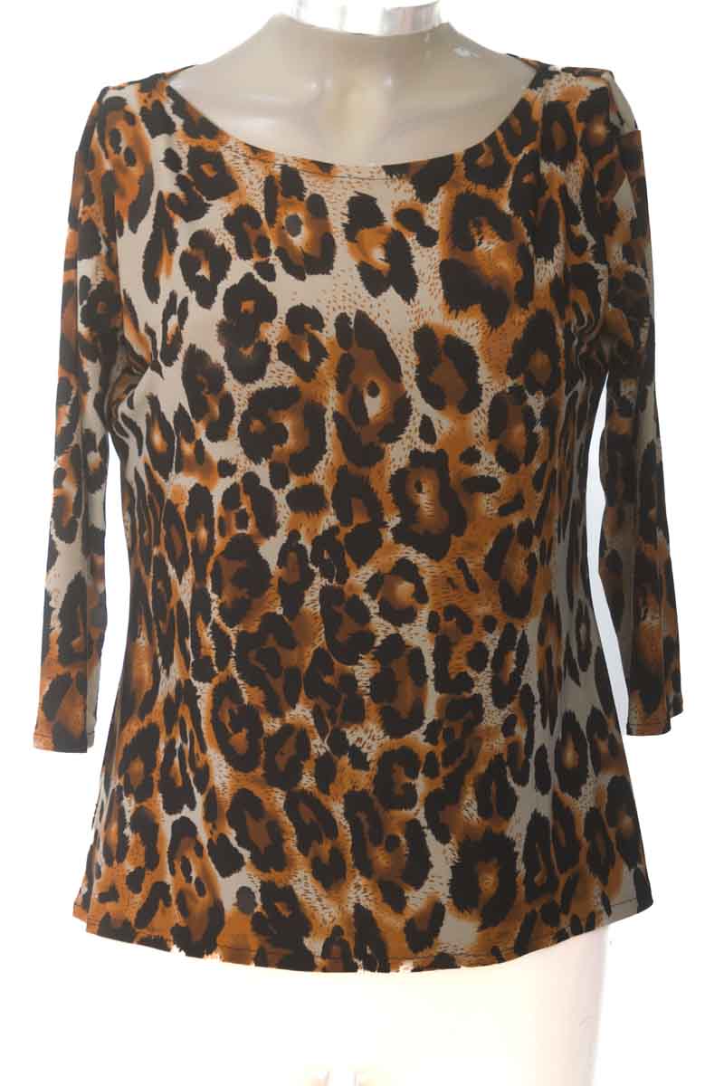 Top / Camiseta color Beige - Closeando