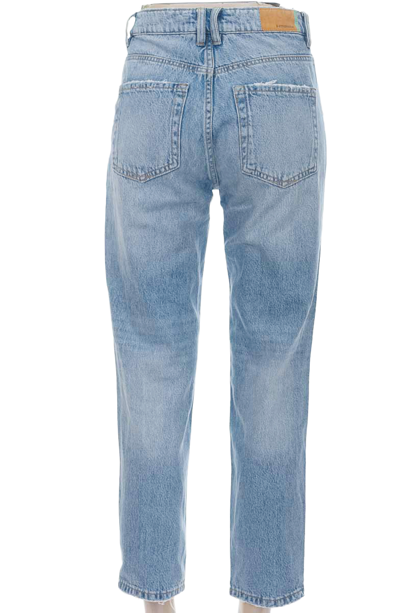 Pantalones color Azul - Stradivarius