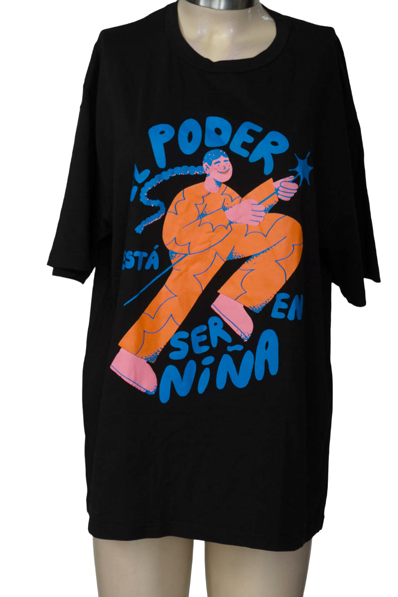 Top / Camiseta color Negro - Closeando