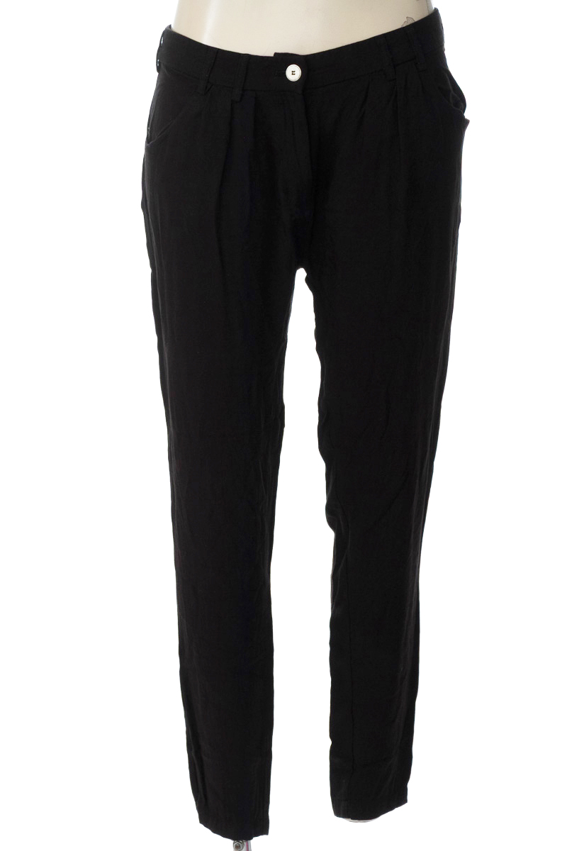 Pantalones color Negro - MNG