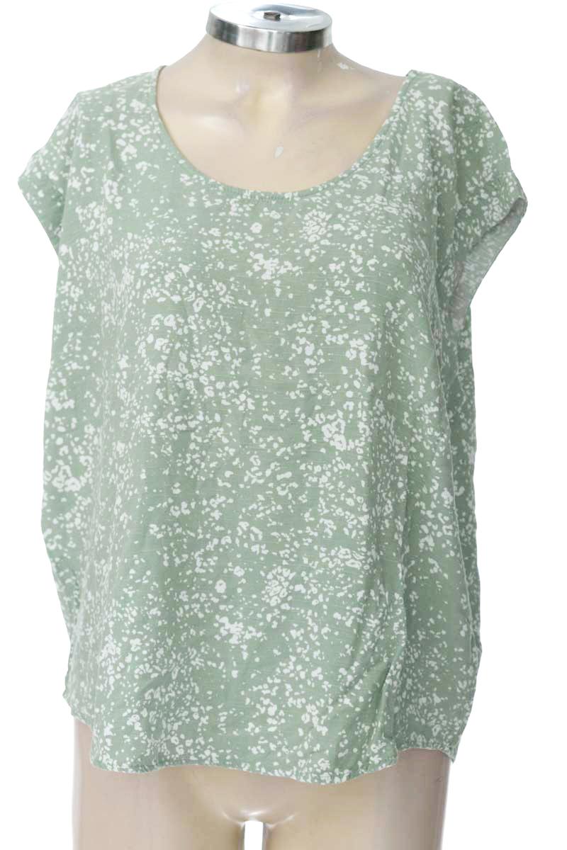 Top / Camiseta color Verde - Closeando