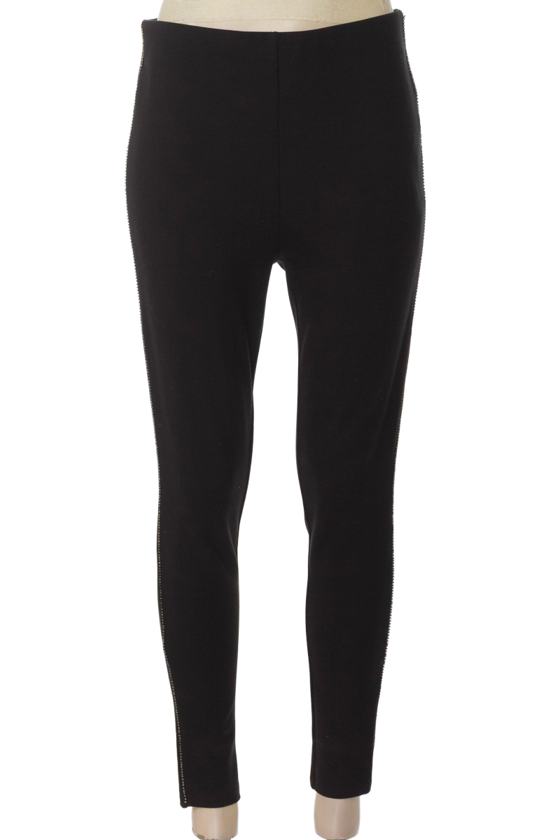 Pantalones color Negro - Arkitect