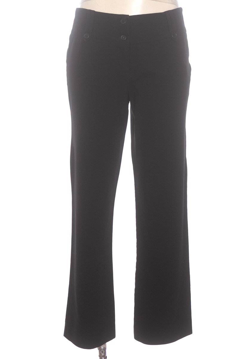 Pantalones color Negro - Cosmo & Co