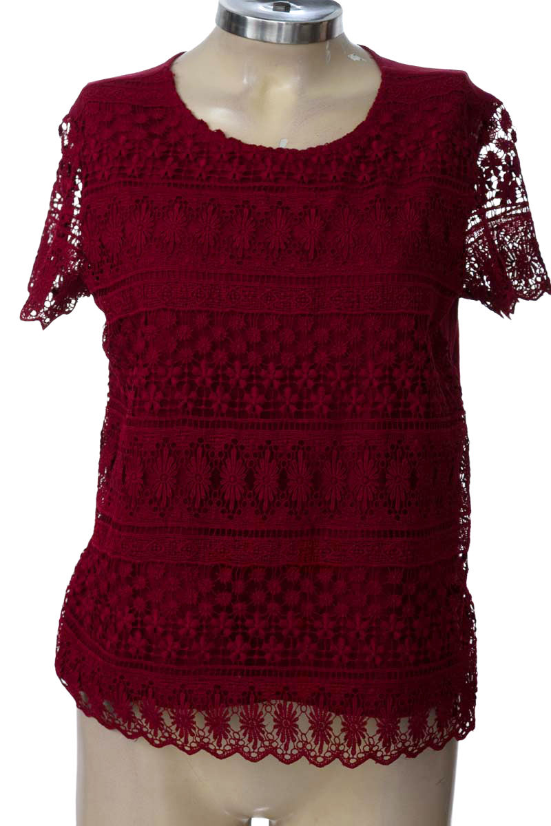 Top / Camiseta color Vinotinto - Stradivarius