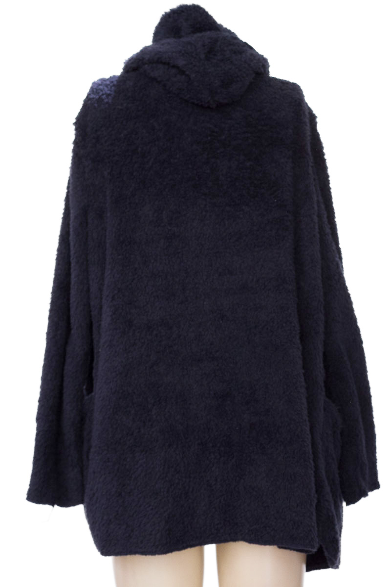 Sweater color Azul - Closeando