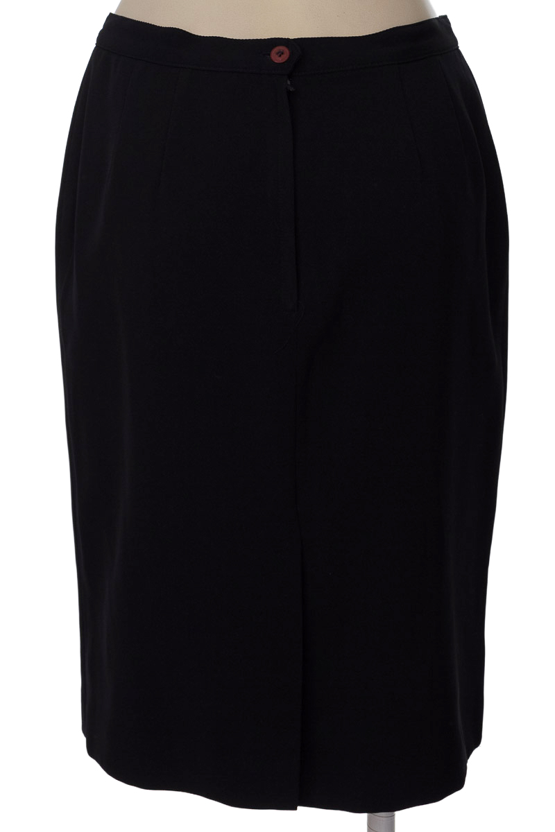 Falda color Azul - Closeando