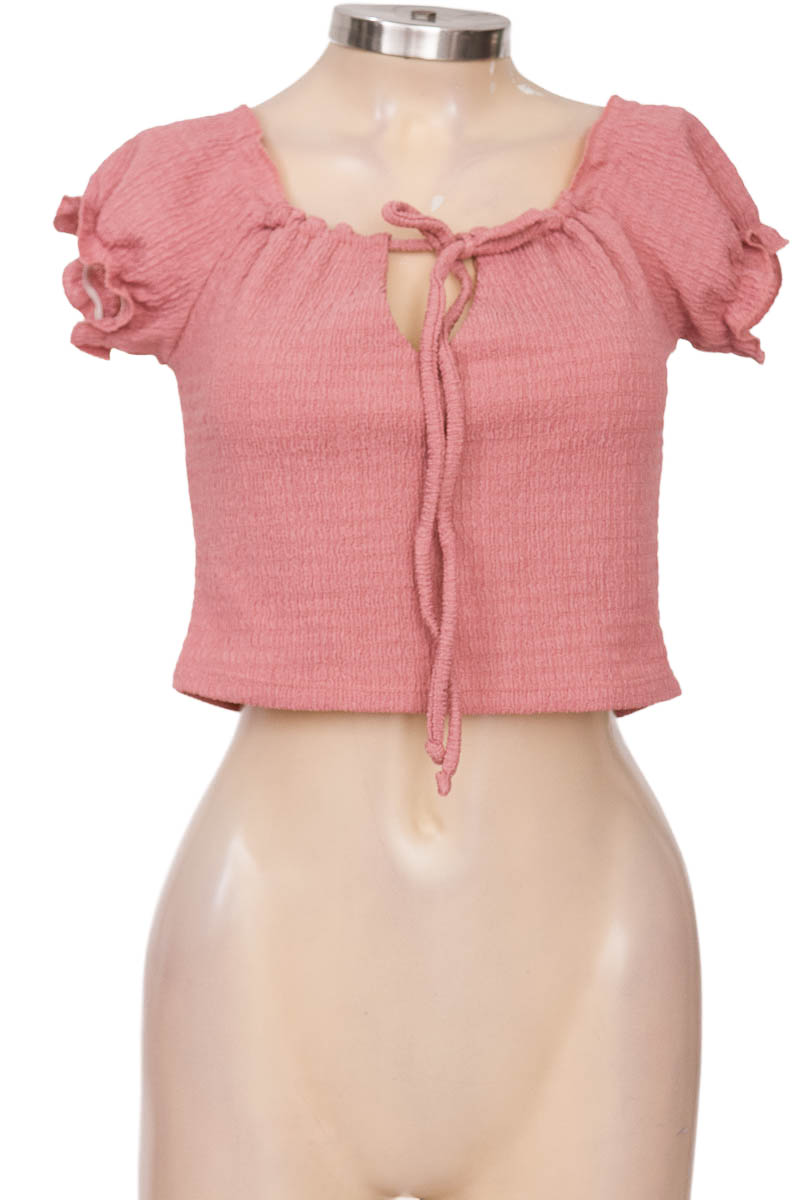 Top / Camiseta color Rosado - Closeando