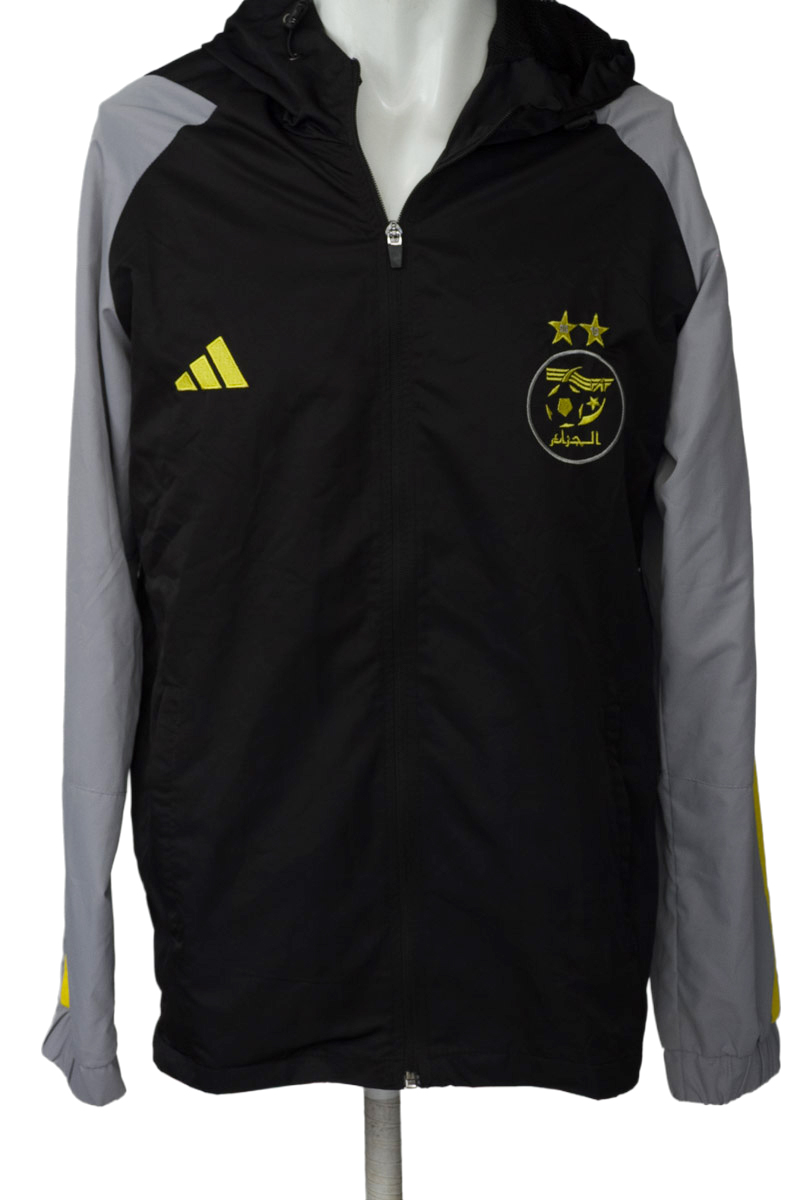 Ropa Deportiva color Negro - Closeando