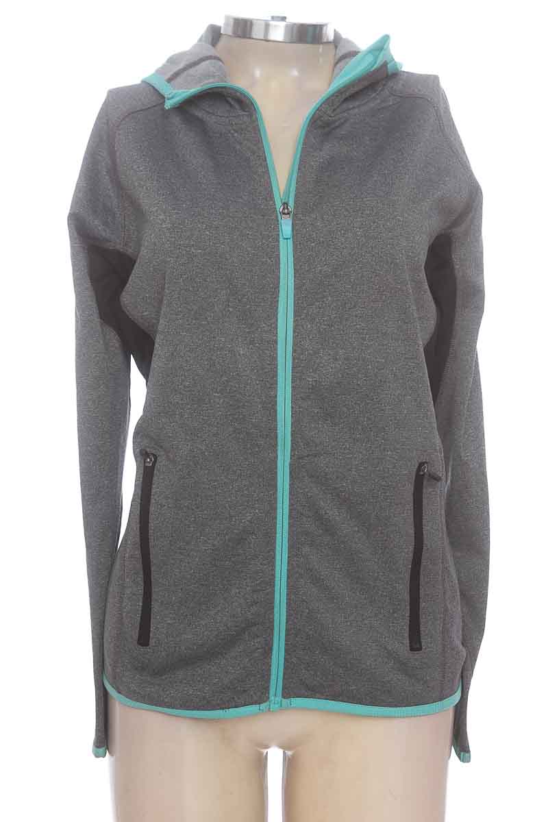 Ropa Deportiva / Salida de Baño color Gris - Fratta