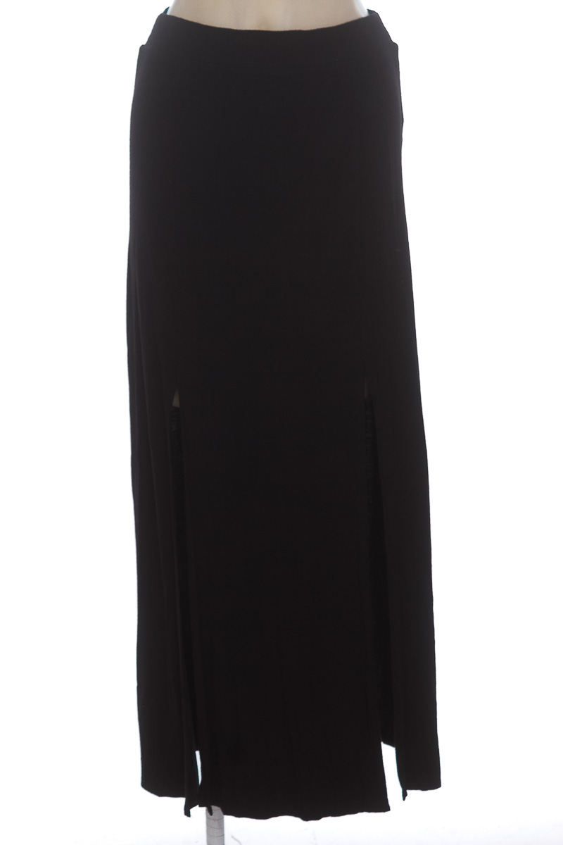 Falda color Negro - Forever 21