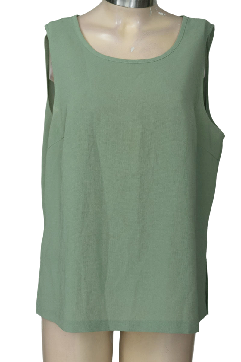Top / Camiseta color Verde - Closeando