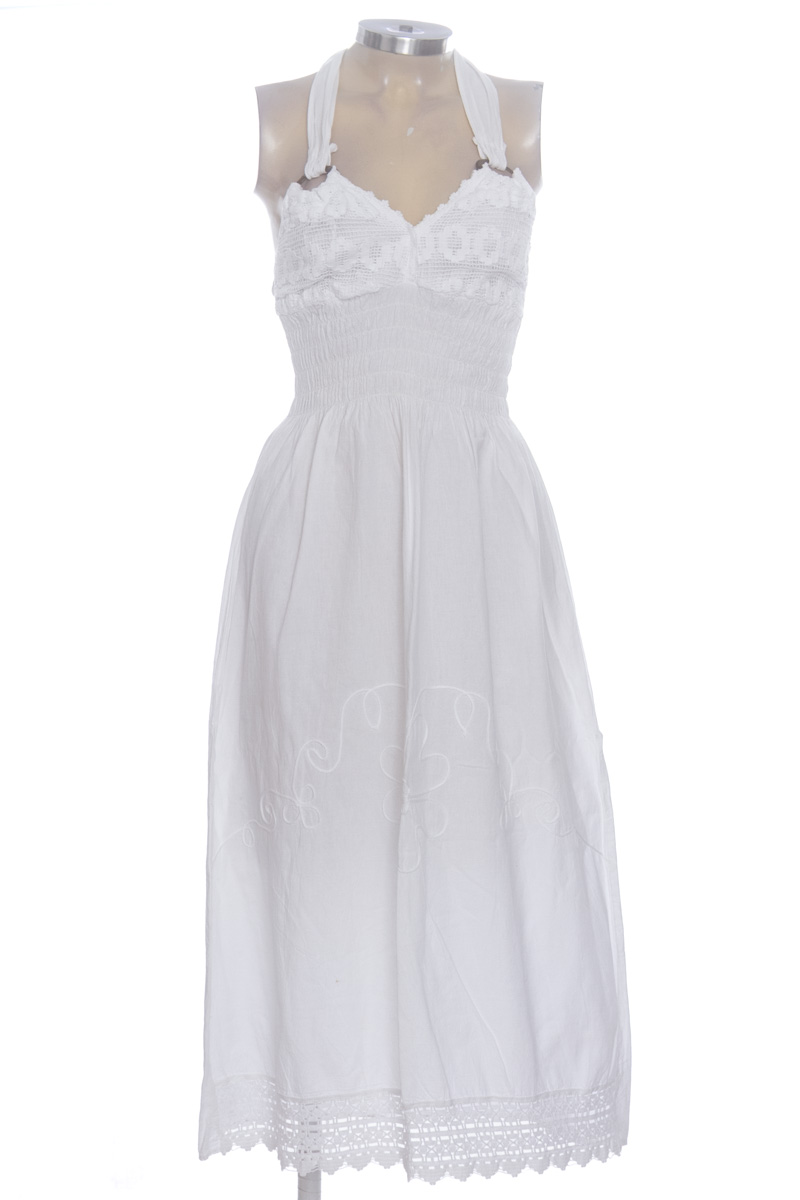 Vestido / Enterizo color Blanco - Closeando
