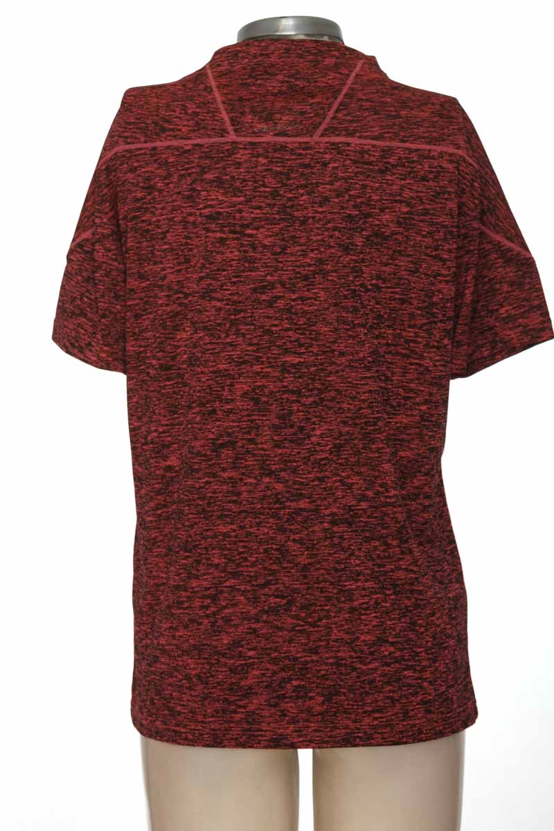 Ropa Deportiva / Salida de Baño color Rosado - Closeando