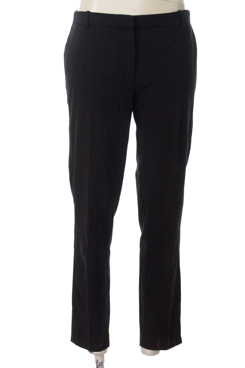 Pantalones color Negro - MNG