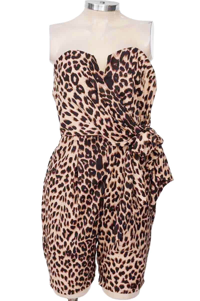 Vestido / Enterizo color Beige - Deco Style