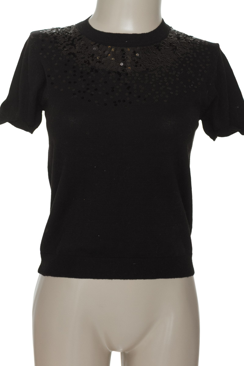 Top / Camiseta color Negro - Closeando