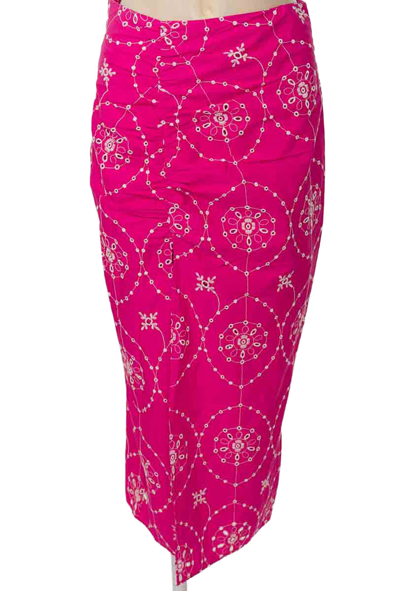 Falda color Fucsia - Zara