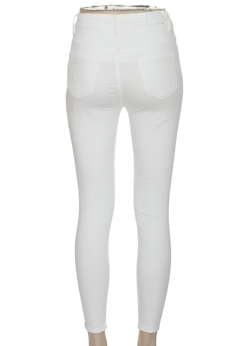 Pantalones color Blanco - Closeando
