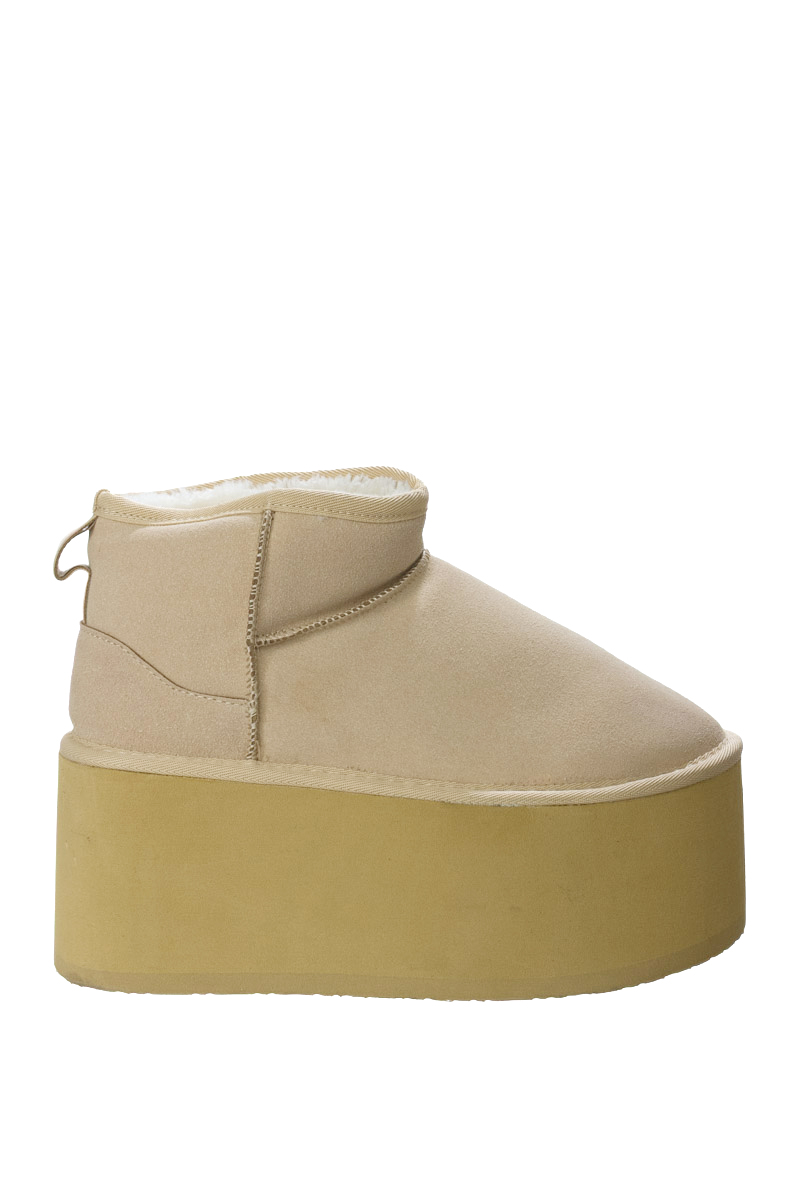 Zapatos color Beige - Closeando