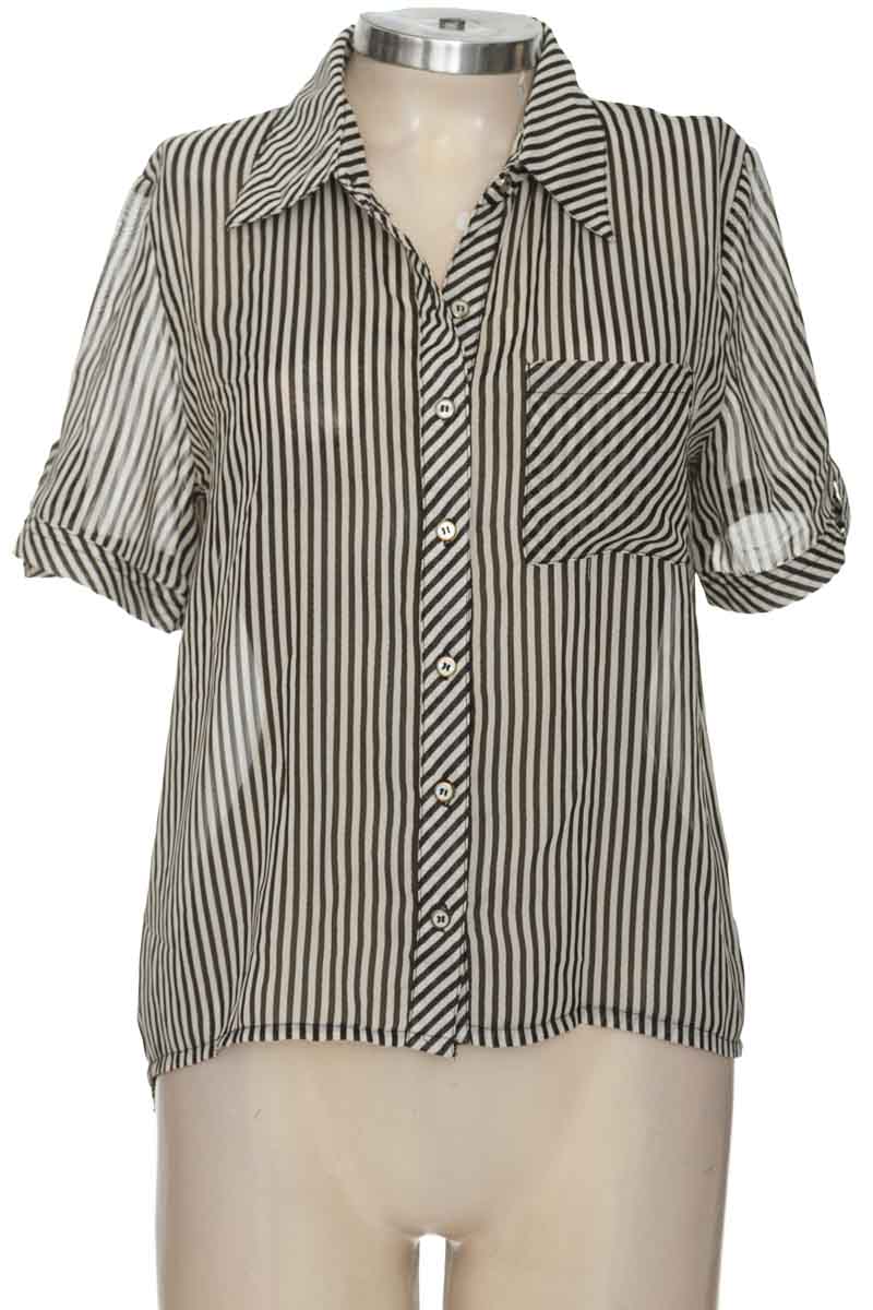 Blusa color Negro - Urb