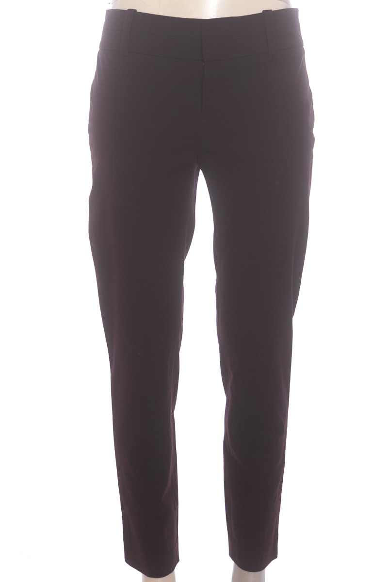 Pantalones color Vinotinto - Calvin Klein