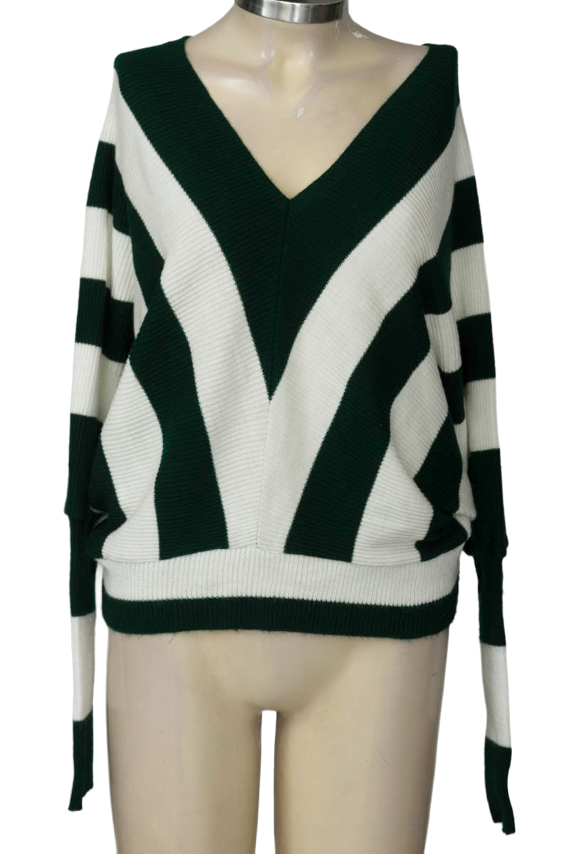 Sweater color Verde - Closeando
