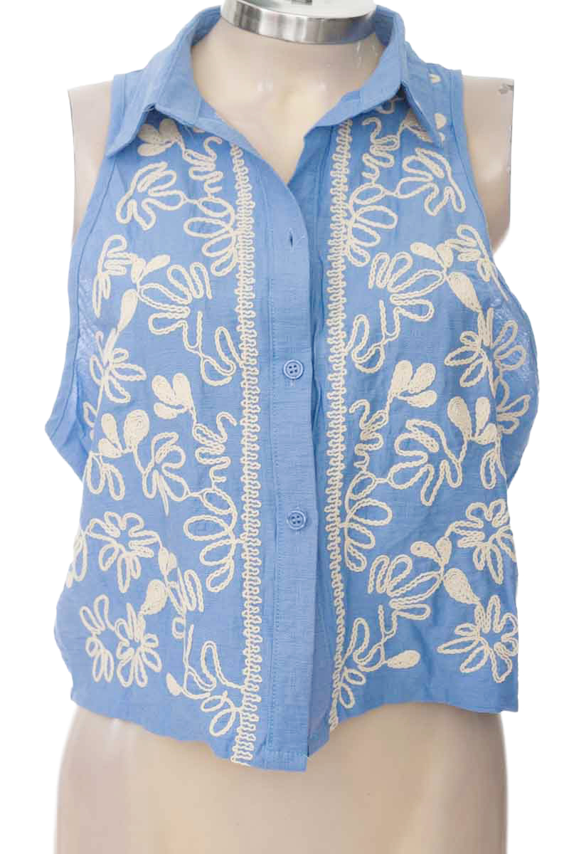 Top / Camiseta color Azul - Believe