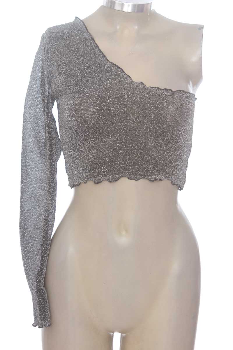 Top / Camiseta color Plateado - Shein