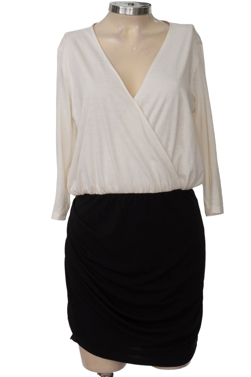 Vestido / Enterizo color Blanco - MNG