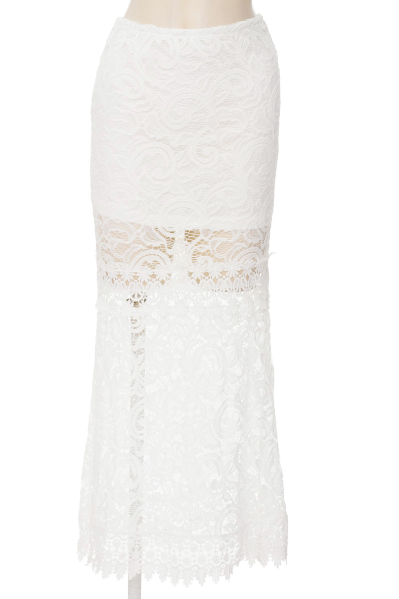 Falda color Blanco - Closeando