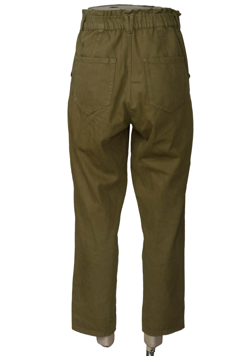 Pantalones color Verde - Stradivarius